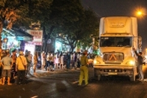 Va chạm với xe container, người đàn ông tử vong