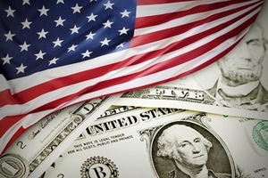 Tỷ giá USD hôm nay (3/3) giảm mạnh, giá vàng và dầu cùng tăng trước lo ngại về cuộc chiến thương mại toàn cầu