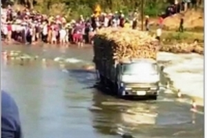 Thủy điện xả nước, thượng sĩ cảnh sát tử nạn khi cứu hộ