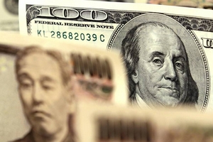 Tỷ giá USD hôm nay (6/3) giảm, giá dầu tăng mạnh trước dự báo lạc quan về nhu cầu 5 năm tới