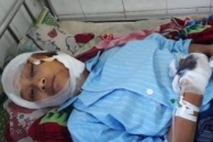 Cầm dao sát hại con gái 2 tuổi, chém vợ nhiều nhát rồi tự tử bất thành