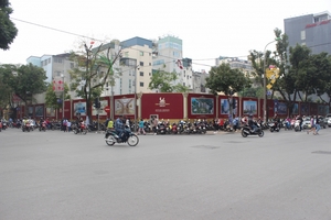 Cận cảnh khu 'đất vàng' gần Hồ Gươm vừa đổi chủ của Tân Hoàng Minh thành bãi gửi xe