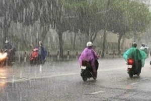 Dự báo thời tiết 13/3: Hà Nội mưa rào, miền núi nguy cơ dông lốc