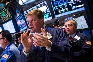 Chứng khoán Mỹ đỏ lửa do lo ngại căng thẳng thương mại giữa Mỹ và Trung Quốc leo thang