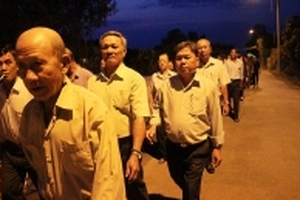 Cả xã hẹn nhau đi viếng nguyên Thủ tướng Phan Văn Khải