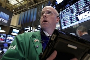 Căng thẳng về chiến tranh thương mại khiến thị trường chứng khoán Mỹ giảm điểm trong tuần