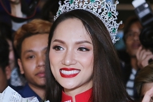 Chỉ với 4 phát ngôn, Hương Giang chứng minh xứng ngôi Hoa hậu Chuyển giới Quốc tế 2018