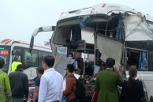 Vì sao chưa khởi tố vụ xe khách đâm xe cứu hỏa trên cao tốc Pháp Vân?