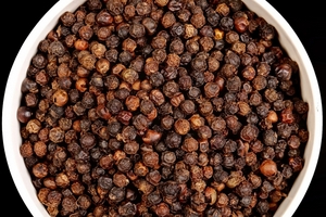 Giá cà phê hôm nay (22/3) đi ngang, giá hồ tiêu Gia Lai về còn 50.000 đồng/kg