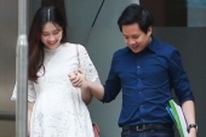 Hoa hậu Đặng Thu Thảo đã hạ sinh con đầu lòng với ông xã doanh nhân