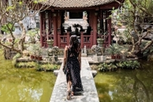 Điểm hẹn cuối tuần: Đến chốn Hoàng Cung đẹp 'mê lòng' nằm ngay ngoại thành Hà Nội