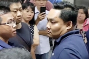 Cư dân chung cư Carina bị đe doạ khi muốn đối thoại với chủ đầu tư