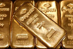 Giá vàng hôm nay (30/3) tiếp tục giảm do đồng USD duy trì đà phục hồi