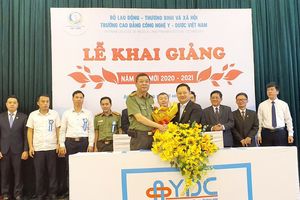 Trường Cao đẳng Công nghệ Y - Dược Việt Nam mở mới thêm ngành Cao đẳng Y sĩ đa khoa