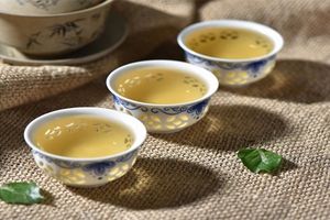 Thưởng trà mùa thu: Văn hóa và tinh hoa
