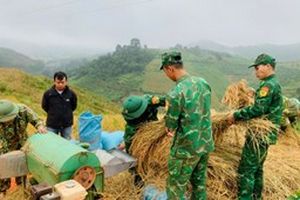 Mùa xuân ấm áp từ những người chiến sĩ Đồn Biên phòng Lóng Sập