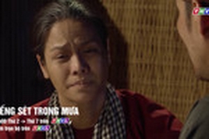 'Tiếng sét trong mưa' tập 36, Thị Bình khóc tiết lộ cho con trai quá khứ bị mẹ chồng đuổi khỏi nhà