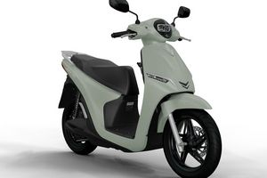 VinFast Feliz II: Mẫu xe đổi pin đẹp từ trong ra ngoài, ưu đãi lớn cho khách hàng đặt cọc trước 15/3