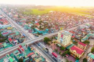 Kinh tế Việt Nam tích cực nhưng đối mặt với ''những cơn gió ngược''