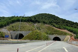 Cao tốc Vũng Áng – Bùng sẵn sàng thông tuyến trước ngày 19/8