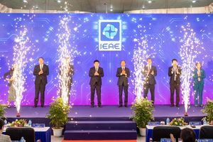 Khai mạc Triển lãm Quốc tế Điện tử và Thiết bị thông minh Việt Nam