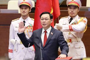 Chùm ảnh: Tân Chủ tịch Quốc hội Vương Đình Huệ tuyên thệ nhậm chức
