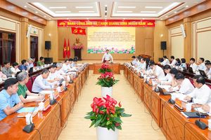 Đồng chí Lê Ngọc Châu làm việc với Ban Quản lý Khu kinh tế Hải Phòng: Quyết tâm tạo bứt phá mới