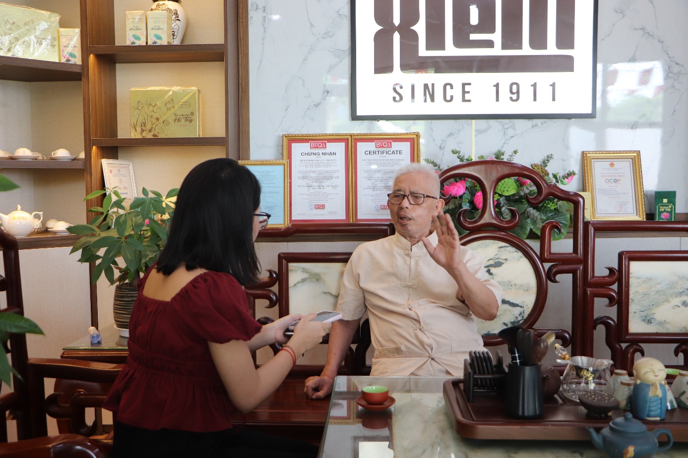 Nghệ nhân Ngô Văn Xiêm - Trọn tâm với nghề truyền thống của gia đình.
