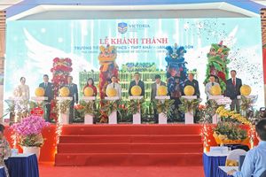 Trường Tiểu học – THCS - THPT Khải Hoàn - Nam Sài Gòn (Victoria School) khánh thành, mở ra năm học đầu tiên với mô hình Happy School