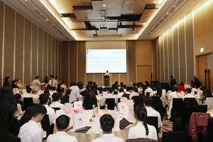 Tập đoàn Lotte trao 50 suất học bổng cho sinh viên xuất sắc và có hoàn cảnh khó khăn