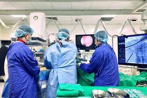 Chấm dứt 15 năm ám ảnh bởi sỏi mật tái phát sau một lần can thiệp ít xâm lấn tại Vinmec Hạ Long