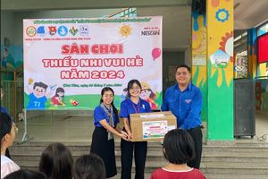 Nestlé Việt Nam trao tặng gần 200.000 phần quà cho hỗ trợ học sinh, sinh viên trên cả nước