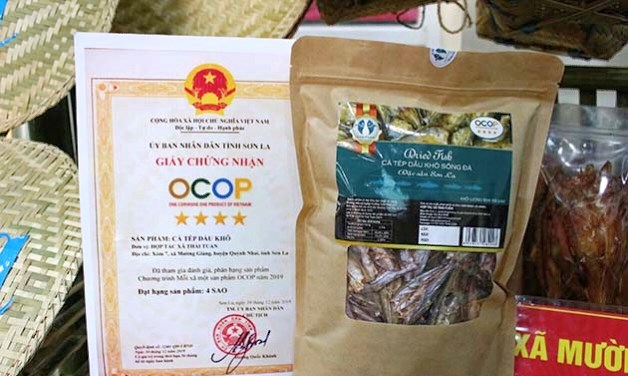 Cá tép dầu khô Quỳnh Nhai đã được Ủy ban Nhân dân tỉnh Sơn La công nhận là sản phẩm OCOP 4 sao cấp tỉnh.