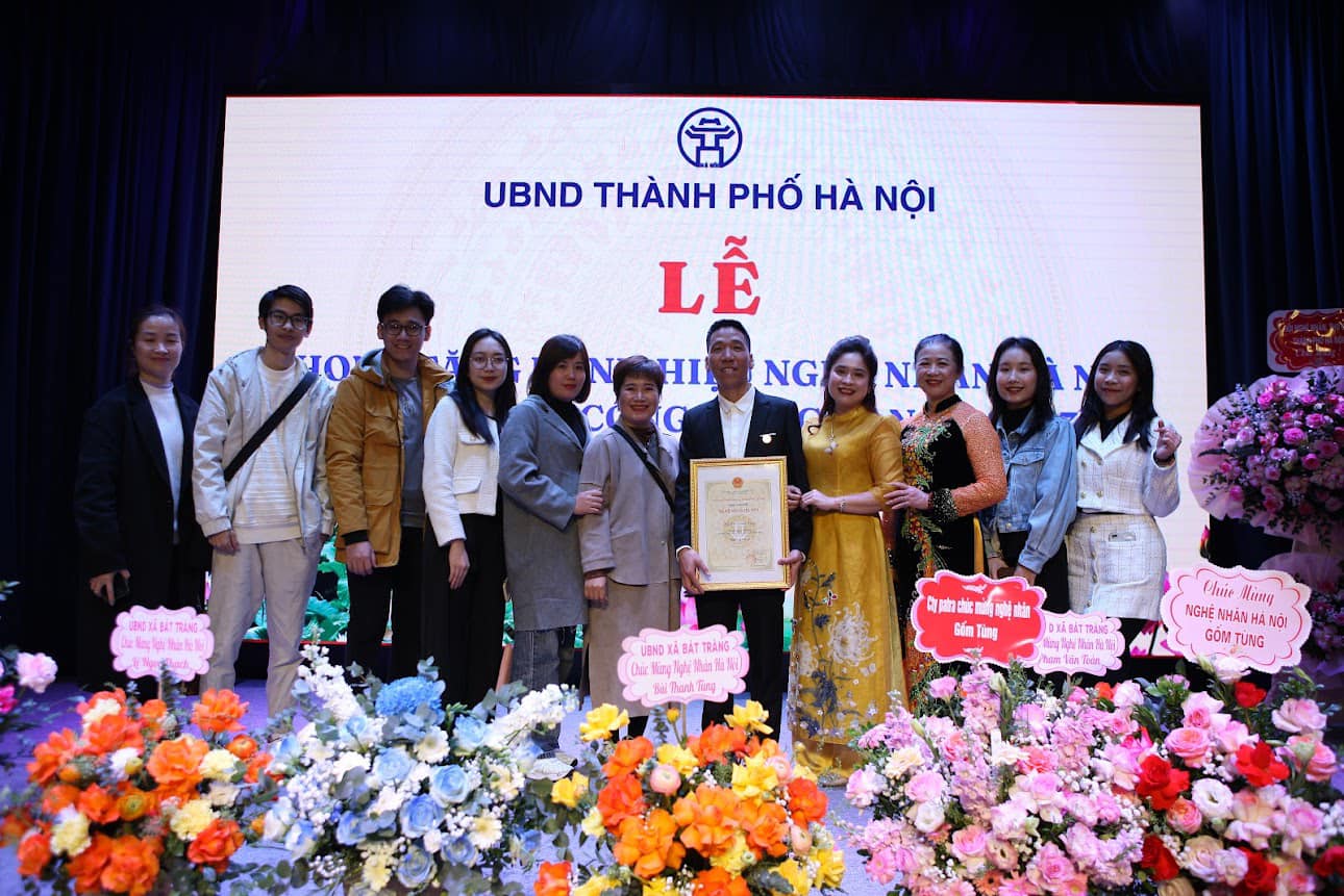 Nghệ nhân Bùi Thanh Tùng được phong tặng danh hiệu Nghệ nhân Hà Nội - Ảnh 11