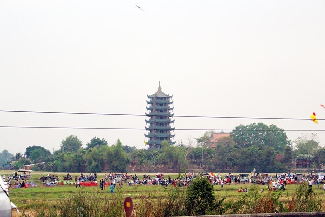Tây Ninh có nhiều di tích, thắng cảnh là điều kiện thuận lợi để phát triển du lịch, văn hóa, du lịch tâm linh.