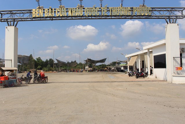 Đẩy mạnh phát triển khu kinh tế cửa khẩu tỉnh Đồng Tháp - Ảnh 2