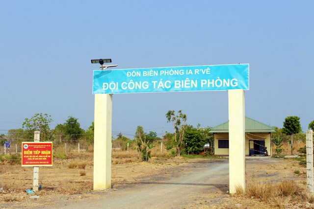 Biên phòng Đắk Lắk phát huy phương châm “Ba bám, bốn cùng” trong hỗ trợ người dân phát triển kinh tế - Ảnh 8