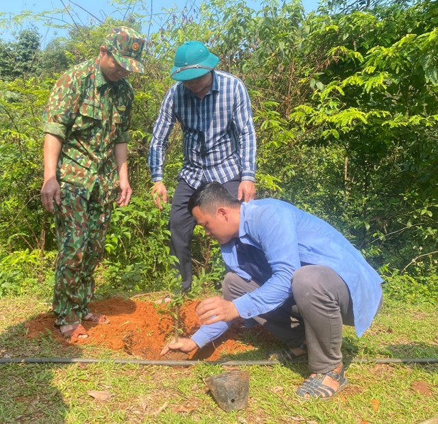 Đồn Biên phòng Cửa khẩu Quốc tế Na Mèo tích cực hỗ trợ người dân phát triển kinh tế, thực hiện tốt nhiệm vụ - Ảnh 4