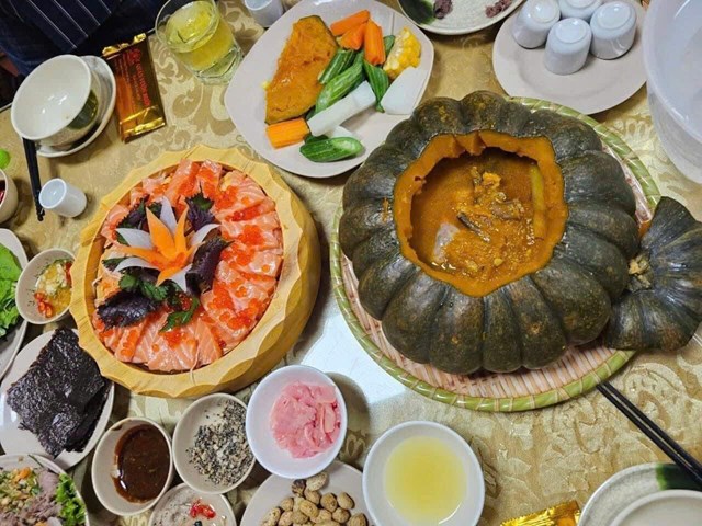 Thực phẩm tại đây luôn được lựa chọn kỹ lưỡng, đảm bảo tươi ngon và an toàn, mang đến sự yên tâm cho khách hàng khi thưởng thức.