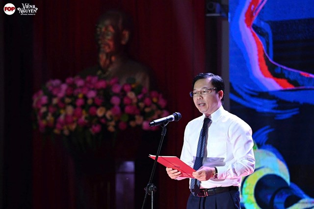 PGS.TS Lưu Văn Quảng - đại diện Ban lãnh đạo Học viện Báo chí và Tuyên truyền khẳng định vai trò của thế hệ trẻ trong việc gìn giữ và phát triển những giá trị truyền thống. (Ảnh: BTC)