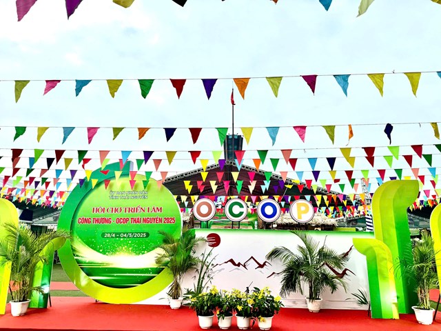 Hơn 30 tỉnh, thành phố tham gia Hội chợ triển lãm “Công Thương - OCOP Thái Nguyên 2025” - Ảnh 1
