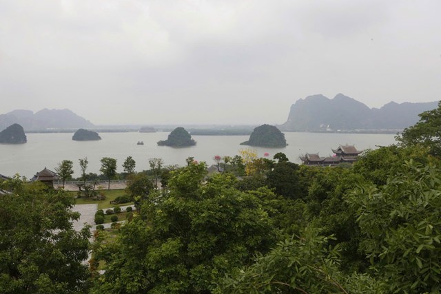 Tam Chúc - chốn linh thiêng đang vươn mình với diện mạo thời đại - Ảnh 1