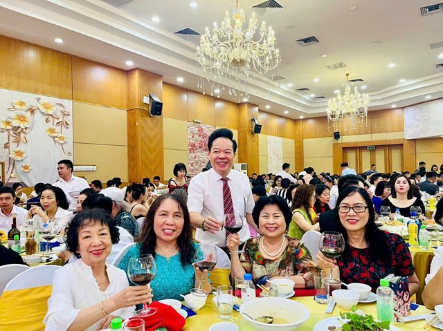 Lễ kỷ niệm 100 năm Ngày Báo chí Cách mạng Việt Nam và Gala Báo chí đồng hành cùng doanh nghiệp lần thứ 10 - 2025 - Ảnh 18