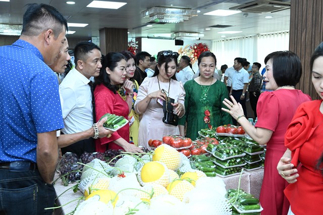 Lễ kỷ niệm 100 năm Ngày Báo chí Cách mạng Việt Nam và Gala Báo chí đồng hành cùng doanh nghiệp lần thứ 10 - 2025 - Ảnh 34