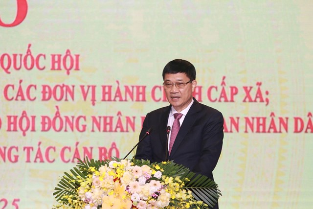 Phó Chủ tịch Quốc hội Vũ Hồng Thanh phát biểu chỉ đạo tại buổi lễ.