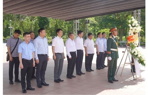 Phó Thủ tướng Nguyễn Chí Dũng dâng hương tri ân tại Quảng Trị nhân kỷ niệm 78 năm Ngày Thương binh – Liệt sĩ (ngày 27/7/1947 - 2025)