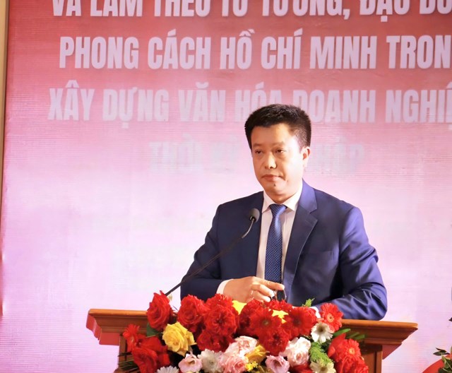 Ông Trần Văn Mạnh, Tổng thư ký, Phó Chủ tịch Liên hiệp các hội UNESCO Việt Nam phát biểu khai mạc sự kiện.