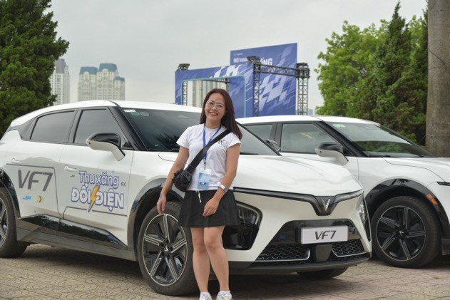 Chị Đỗ Thị Phương Thảo đang sở hữu một chiếc VF 7 v&agrave; c&oacute; nhu cầu đổi l&ecirc;n VF 8