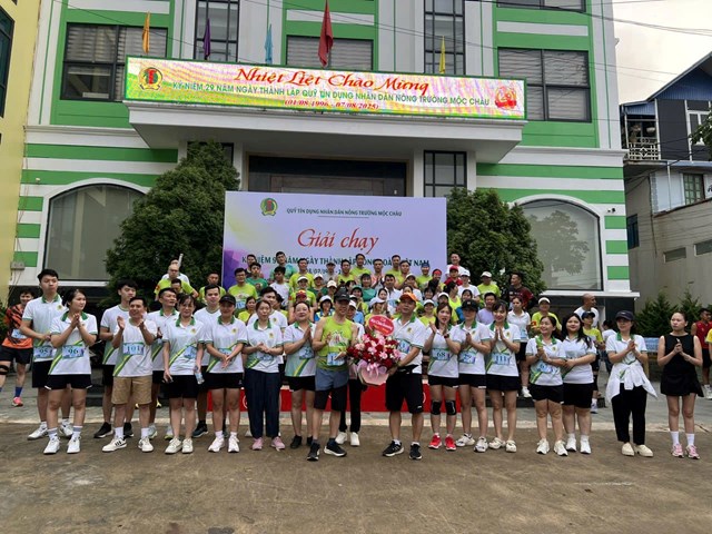 Qũy tín dụng nhân dân Nông trường Mộc Châu: Kỷ niệm 29 năm thành lập và phát triển - Ảnh 2