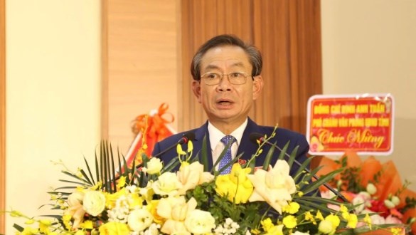 Đồng chí Phó Chủ tịch Thường trực Uỷ ban MTTQ tỉnh Đinh Công Thực phát biểu chỉ đạo Đại hội.